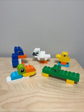 LEGO DUPLO Zoo Animals - Penguin, Crocodile, Duck, Bird, Parrot - Toddler Toy